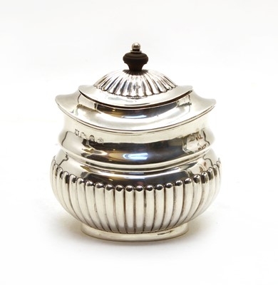 Lot 58 - A Victorian silver tea caddy