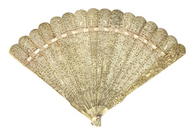 Lot 152 - A Chinese ivory brisé fan