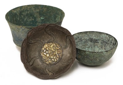 Lot 122 - A Chinese silver bowl