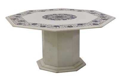 Lot 253 - An Indian marble pietra dura coffee table