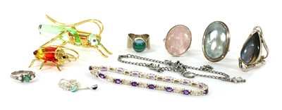Lot 249 - A quantity of silver jewellery