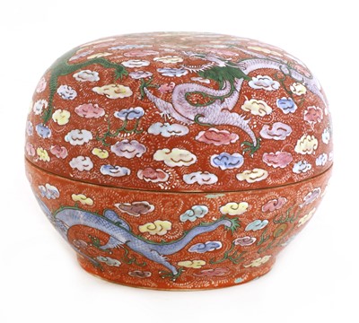 Lot 251 - A Chinese famille rose box and cover