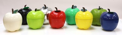 Lot 448 - A collection of ice buckets