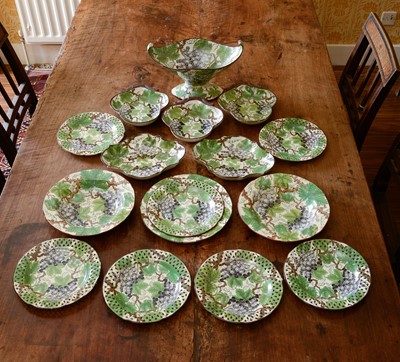 Lot 237 - A pearlware pottery part dessert service