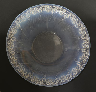 Lot 131 - A Lalique 'Muguet' glass dish