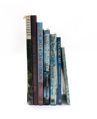 Lot 145 - A collection of Art and History books