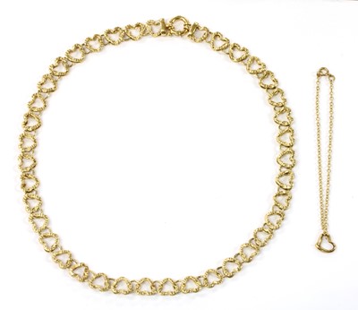 Lot 71 - A 9ct gold hollow heart shaped link necklace