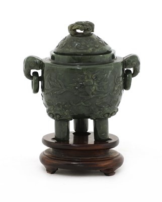 Lot 86 - A Chinese jade incense burner