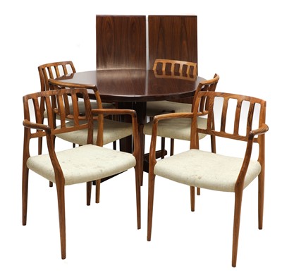 Lot 534 - A Danish extending rosewood dining table