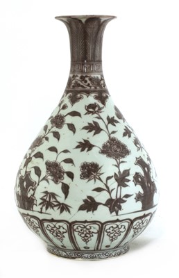 Lot 276 - A Chinese underglaze copper-red 'yuhuchun' vase