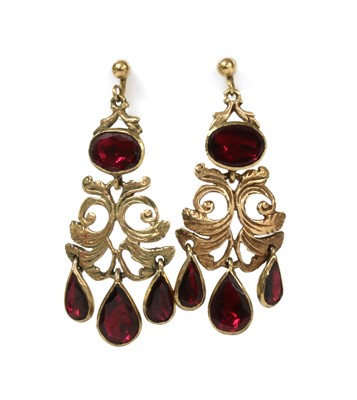 Lot 148 - A pair of 9ct gold flat cut garnet drop earrings
