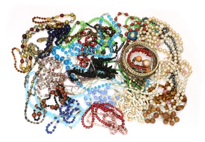Lot 209 - A large quantity of costume jewellery