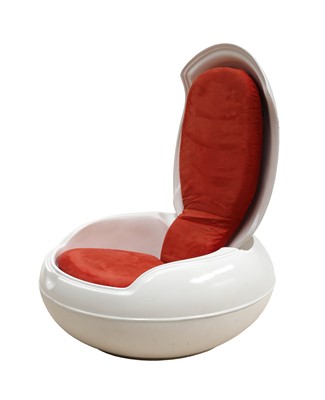 Lot 662 - A garden 'Egg Chair'