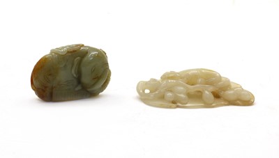 Lot 281 - A Chinese jade carving