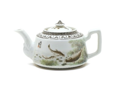 Lot 93 - A Chinese enamelled teapot