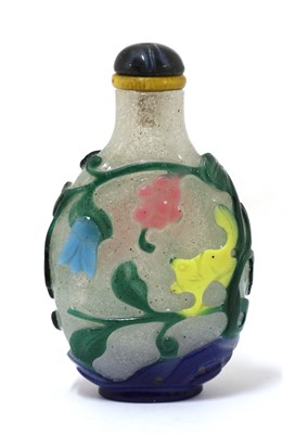 Lot 161 - A Chinese six-colour overlay Peking glass snuff bottle