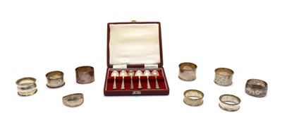 Lot 52 - A collection of silver items