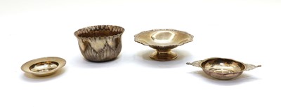 Lot 39 - A collection of silver items