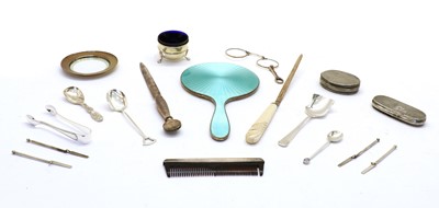Lot 61 - A collection of silver and silver plated items