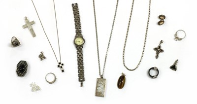 Lot 292 - A quantity of silver jewellery