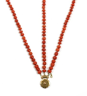 Lot 47 - A Dutch three row coral bead necklace