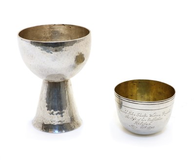 Lot 66 - A 20th century silver goblet