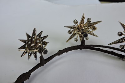 Lot 57 - A Victorian diamond set, five star tiara, c.1870-1880