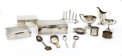 Lot 114 - A collection of silver items