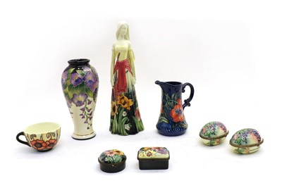 Lot 452 - A collection of Old Tupton Ware