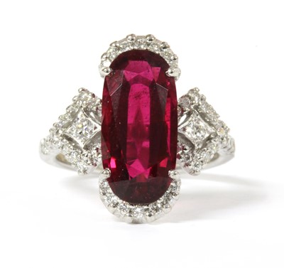 Lot 116 - A white gold rubellite tourmaline and diamond ring