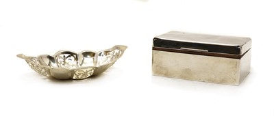 Lot 25 - An Edwardian silver cigarette box