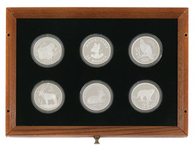Lot 125 - Coins, World