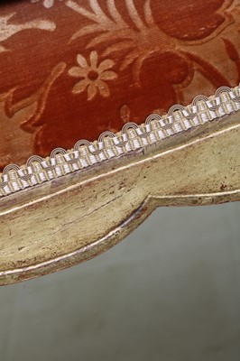 Lot 27 - A pair of French Louis XV giltwood fauteuils à la reine