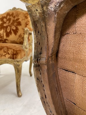 Lot 27 - A pair of French Louis XV giltwood fauteuils à la reine