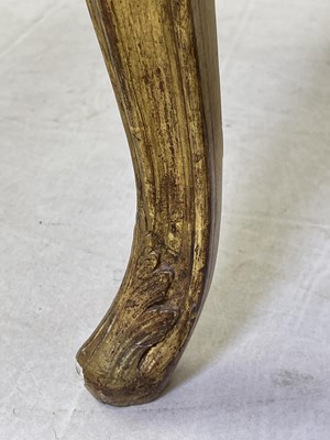 Lot 27 - A pair of French Louis XV giltwood fauteuils à la reine