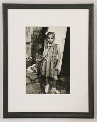 Lot 441 - Mary Ellen Mark (American, 1940-2015)