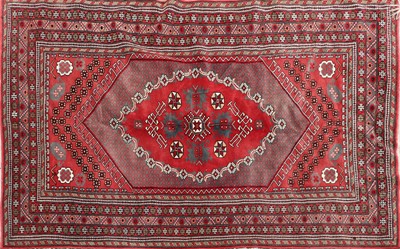 Lot 433 - A Caucasian wool rug