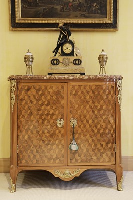 Lot 55 - A Royal French Louis XV kingwood, tulipwood, sycamore and parquetry inlaid meuble d'entrée