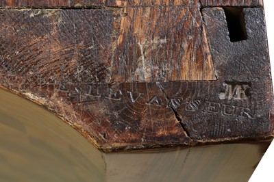 Lot 55 - A Royal French Louis XV kingwood, tulipwood, sycamore and parquetry inlaid meuble d'entrée