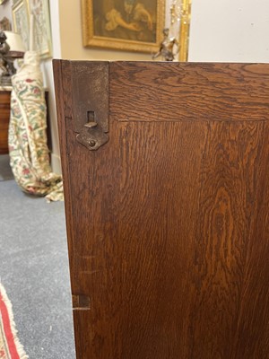 Lot 55 - A Royal French Louis XV kingwood, tulipwood, sycamore and parquetry inlaid meuble d'entrée
