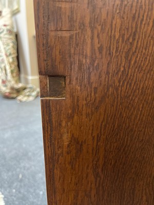 Lot 55 - A Royal French Louis XV kingwood, tulipwood, sycamore and parquetry inlaid meuble d'entrée