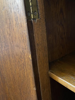Lot 55 - A Royal French Louis XV kingwood, tulipwood, sycamore and parquetry inlaid meuble d'entrée