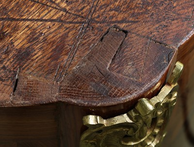 Lot 55 - A Royal French Louis XV kingwood, tulipwood, sycamore and parquetry inlaid meuble d'entrée
