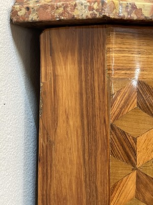 Lot 55 - A Royal French Louis XV kingwood, tulipwood, sycamore and parquetry inlaid meuble d'entrée