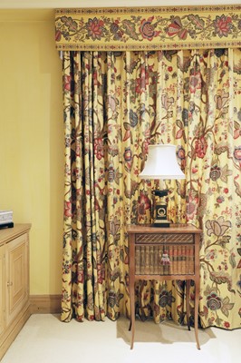 Lot 35 - Two pairs of lined and interlined Jaipur pattern curtains