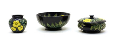 Lot 155 - Three Moorcroft Buttercup pattern items