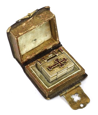 Lot 471 - A grand tour souvenir silver gilt bracelet