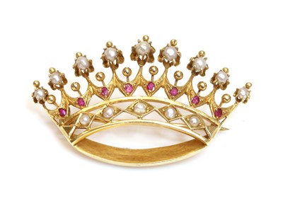 Lot 101 - An Anglo-Indian split pearl and ruby coronet brooch, c.1900