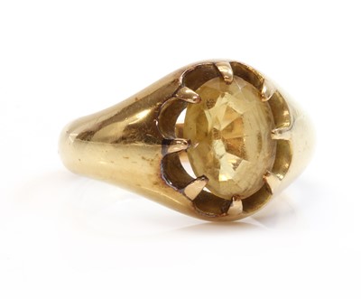 Lot 135 - A gentlemen's 18ct gold single stone citrine ring