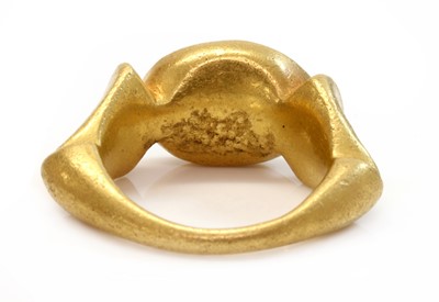 Lot 8 - A Roman amethyst intaglio ring